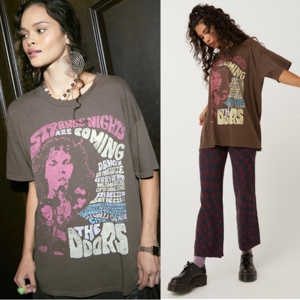 Daydreamer The Doors Strange Nights Band Tee NWT